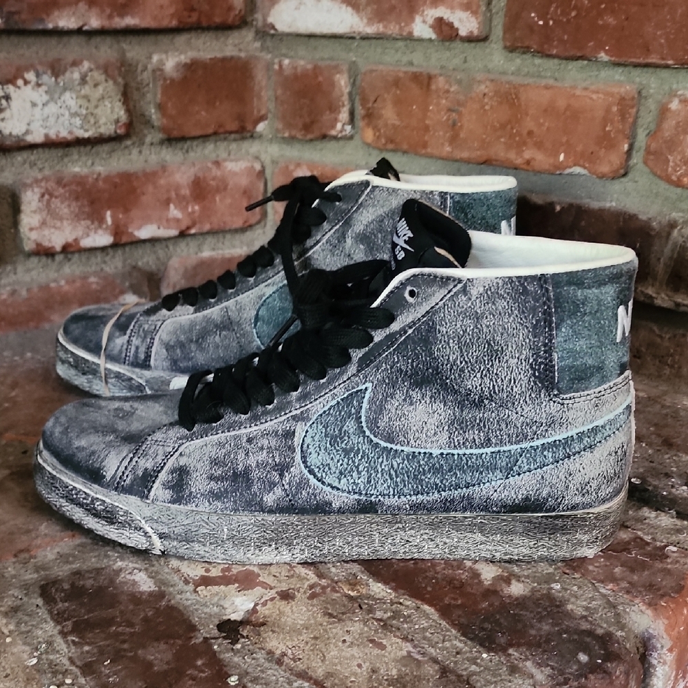 Nike Zoom Blazer Mid Premium SB Distressed Black Olive Sneakers  Grunge